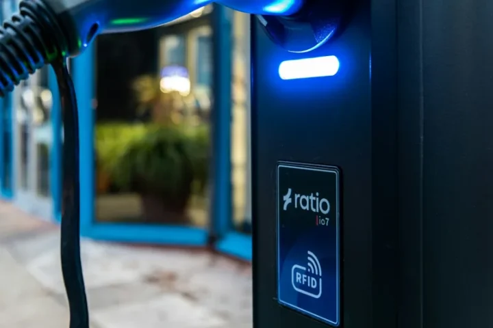 Borne de recharge pour véhicule électrique.