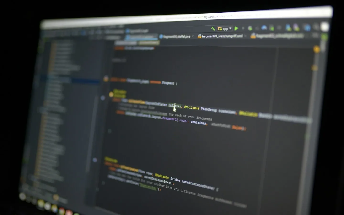 Écran d’ordinateur affichant du code.